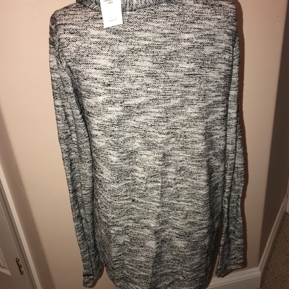 Cardigan - Picture 2 of 3
